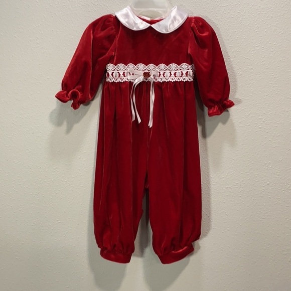 5‎ for $25 Vintage youngland velvet red onepiece jumper Christmas - Picture 1 of 6